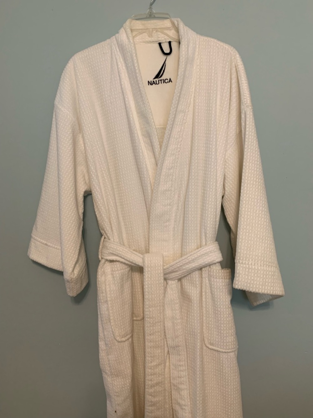 Nautica White Waffle men’s spa Robe with Belt
